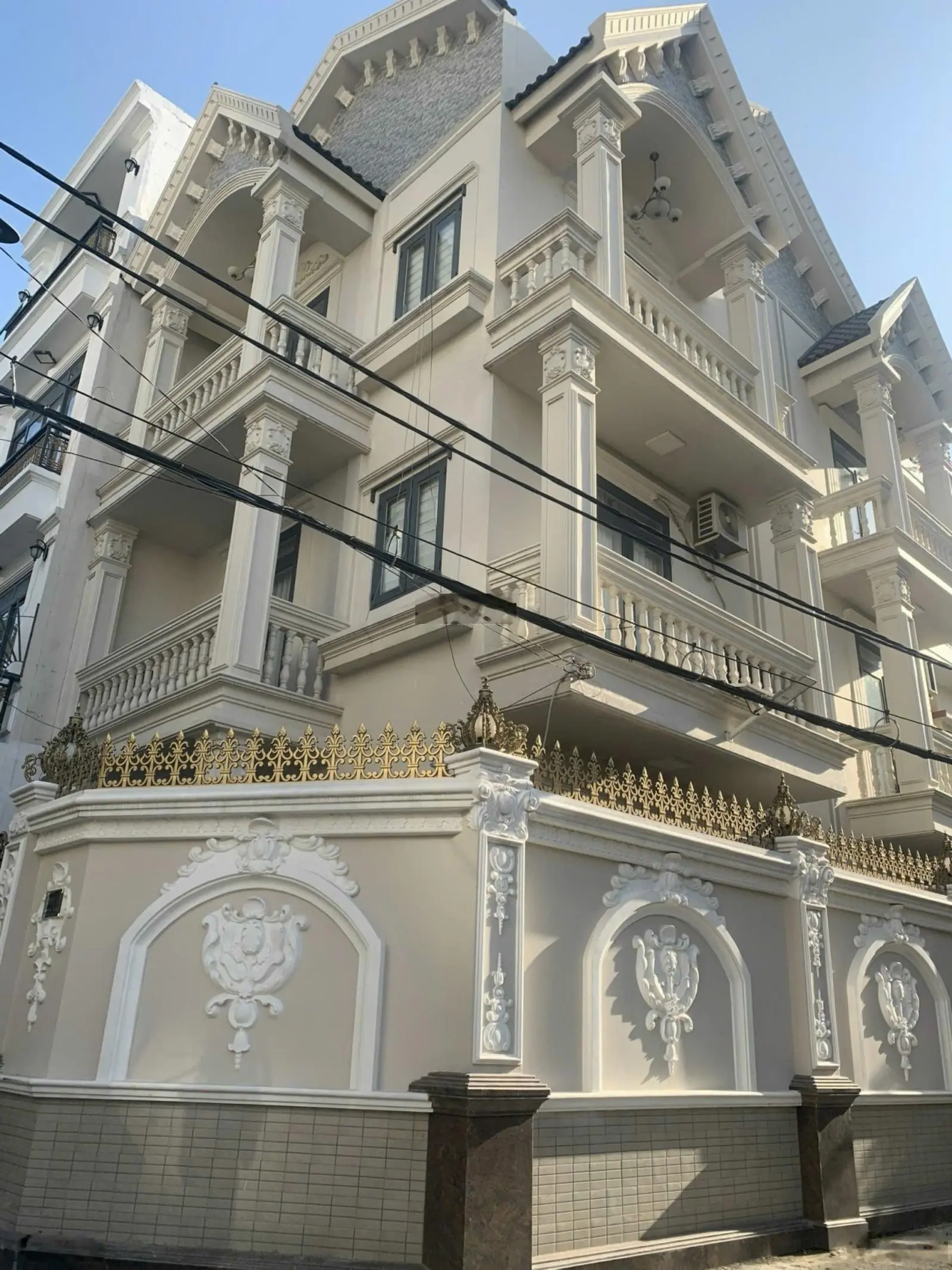 Bán biệt thự hơn 6,6m x 11m Huỳnh Tấn Phát - Quận 7 - Kề Phú Mỹ Hưng - giá chỉ 11,8tỷ