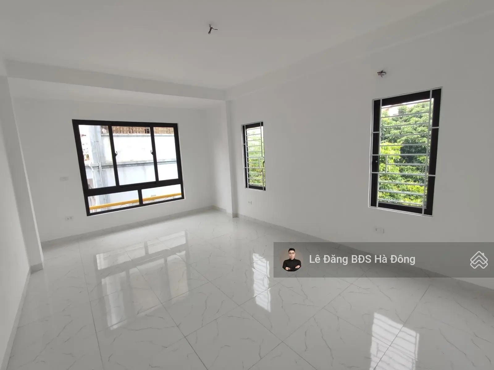 Siêu hiếm - 2 thoáng vĩnh viễn - 4 tầng mặt đường 2 ô tô tránh - 4km ra Yên Nghĩa Đô Nghĩa