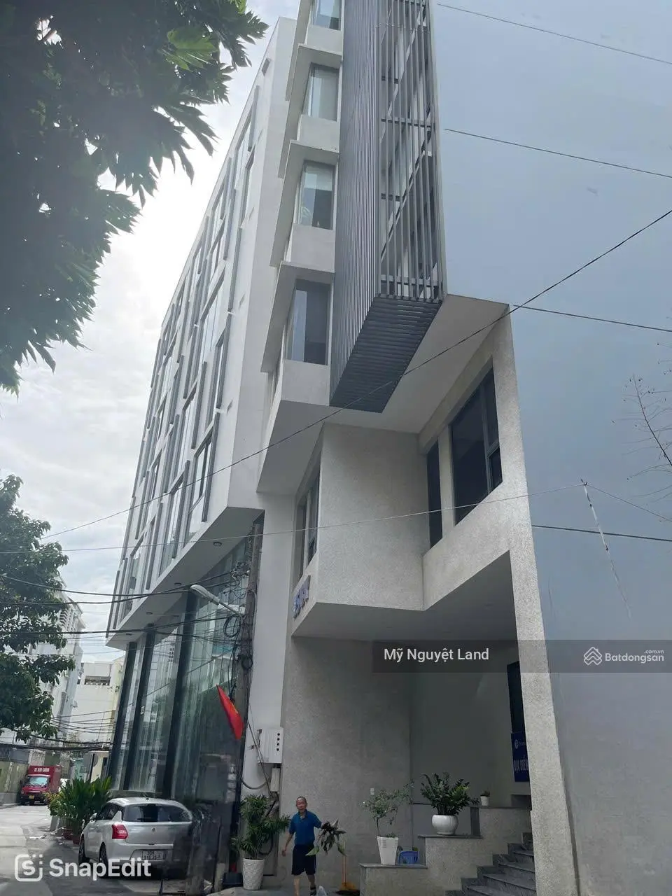 Khu Sân Bay ! Ngang Khan Hiếm HXH Phường 2,Tân Bình, DT:10 x 30m, 4 tầng chỉ 41 tỷ TL. 0903,155438