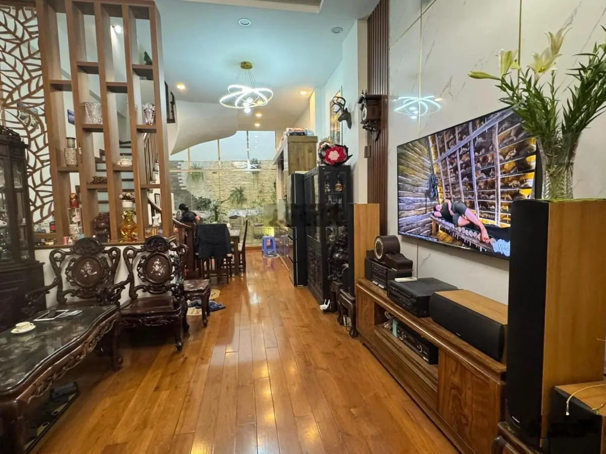 Phân lô quân đội ba đình 66m-ngõ thông-ô tô đỗ cửa-sổ đẹp nở hậu