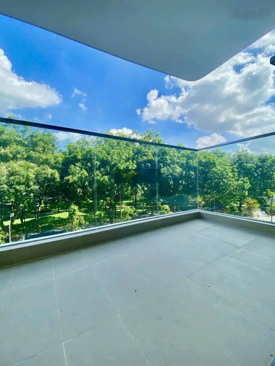 Cần bán nhanh căn Celadon City khu Diamond Brilliant 112m2 2PN + .. + 2WC. LH 0989 076 ***