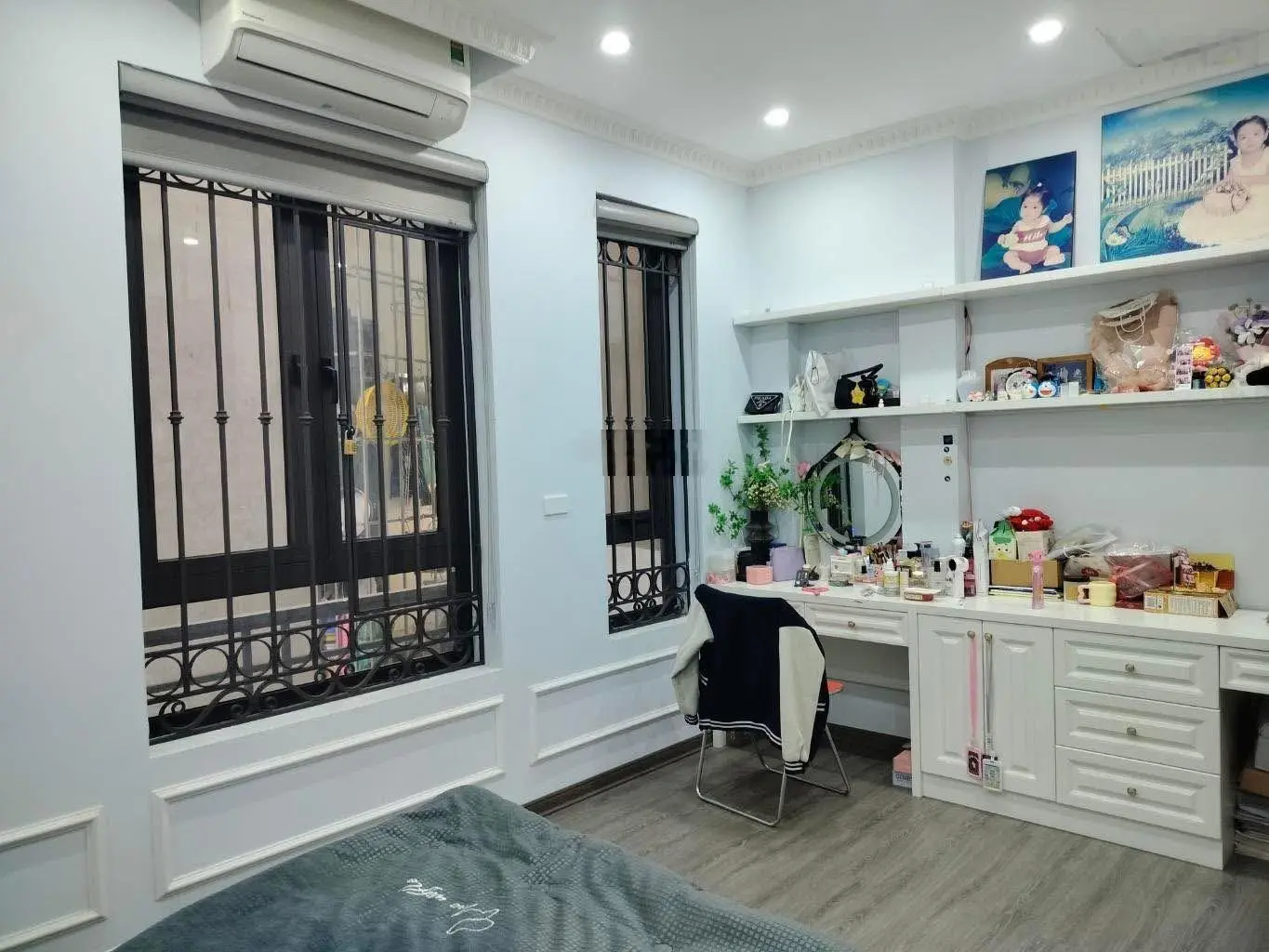Bán nhà xuân thuỷ- tt cầu giấy- mặt ngõ- lô góc thoáng sáng -mt4m- dân xây- vài bước ra phố- ở ngay