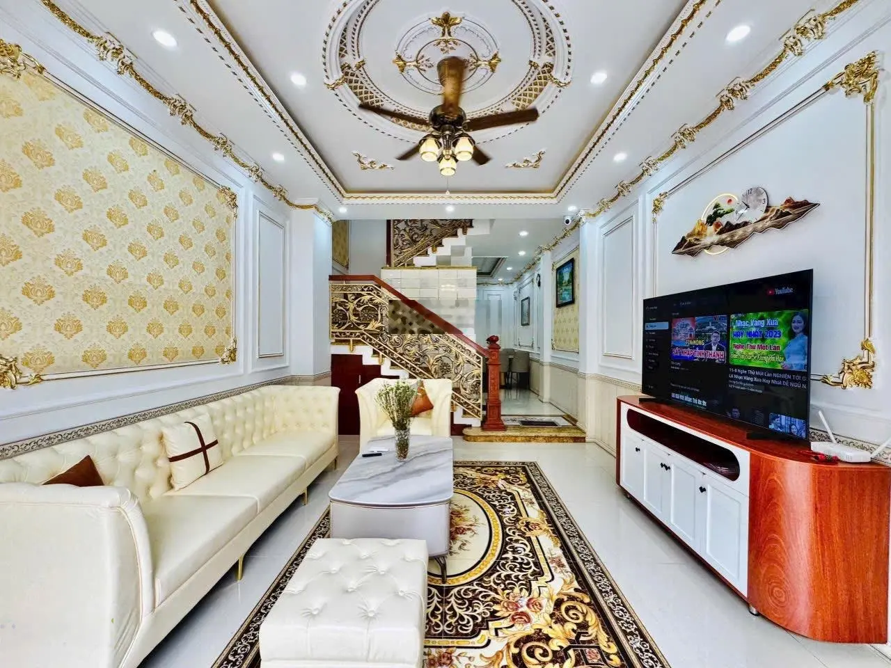 Cô lan phương bán gấp lại 2.38tỷ 52m2 4x13 ở võ văn tần p5 quận 3 dọn vào ở ngay luôn
