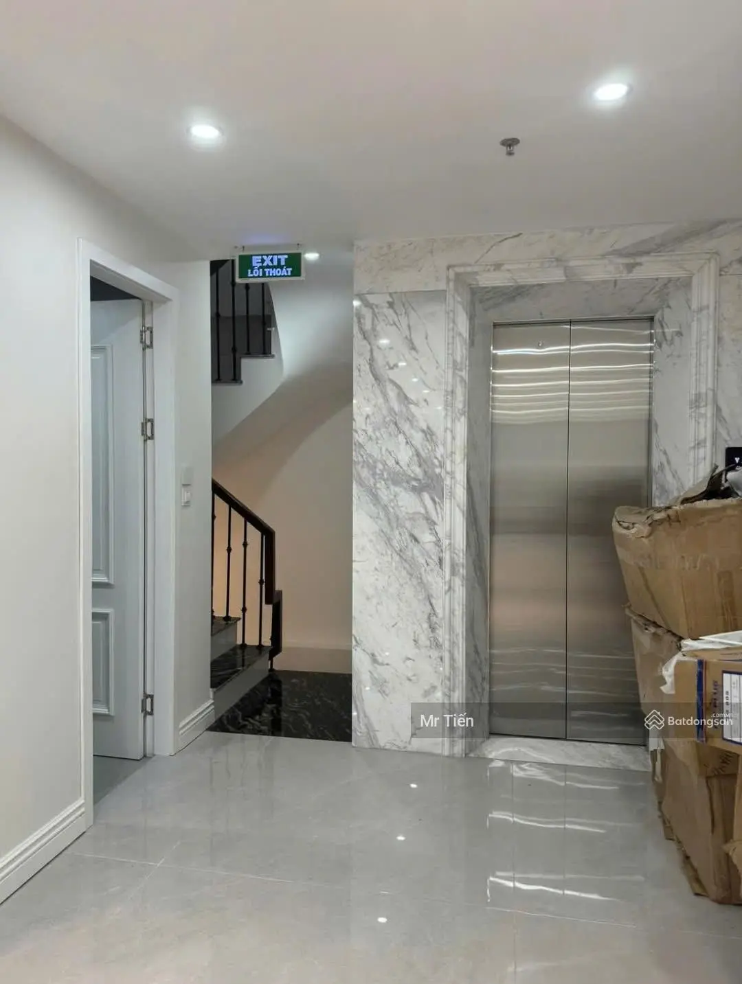 Cần bán, giá tốt-nhà 6t cưc đẹp - quận thanh xuân - ngõ thông 2 phố, gara ôtô, ở và kd- giá 18,5 tỷ