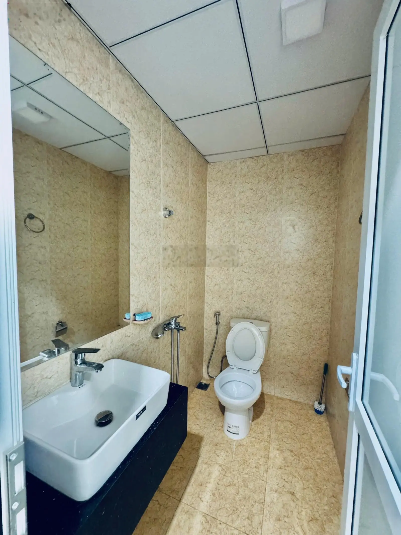 Chính chủ cần bán căn hộ biển 2318 tòa OC3 Ban công siêu mát