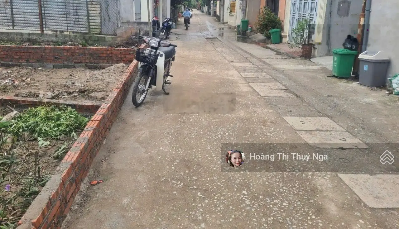 Giá bán trong 3 ngày - 45m Thôn 3 -Vạn Phúc - gần chợ - đường oto - chỉ nhỉnh 2tỉ
