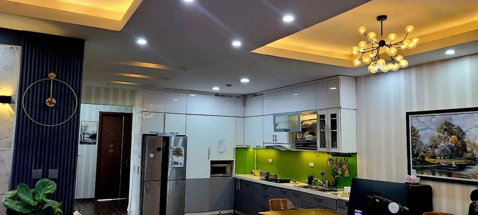 Bán căn 3 ngủ OCT3A KĐT Resco Cổ Nhuế tầng đẹp BC Đông Nam view công viên Hòa Bình LH 0822 238 ***