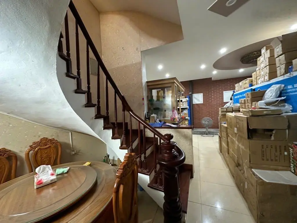 Siêu hiếm nhà 43m2 ngõ ô tô ngô xuân quảng gần 31ha ở kết hợp kinh doanh online tiện ích bạt ngàn