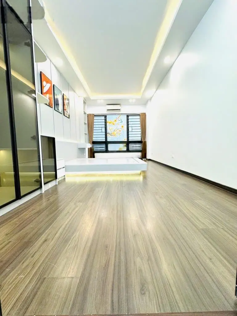 Phố Minh Khai : 38m2 x 5 Tầng ( 3 PN )- Full nội thất Mặt tiền sáng | 5,45 Tỷ