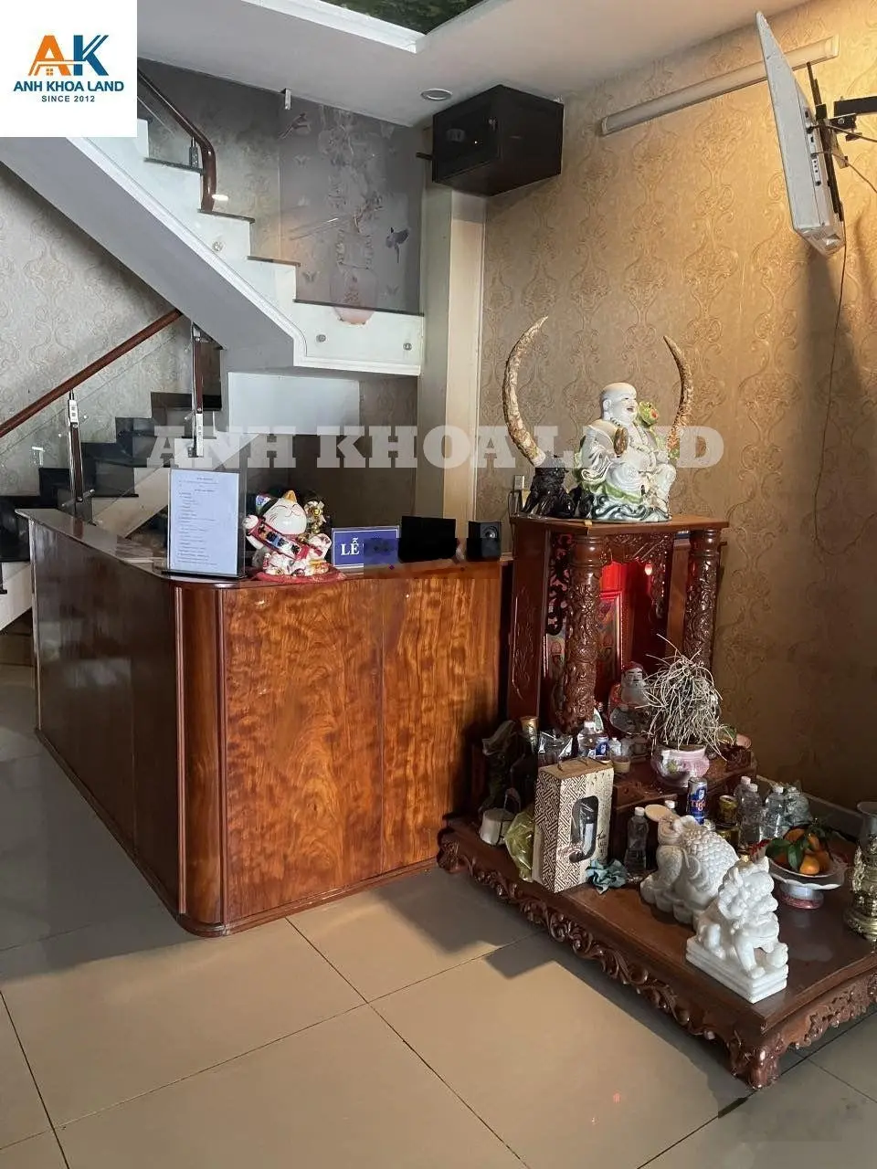 Bán khách sạn 16 phòng diện tích lớn, đang kinh doanh mặt tiền đường Nguyễn Duy Trinh, TP Thủ Đức