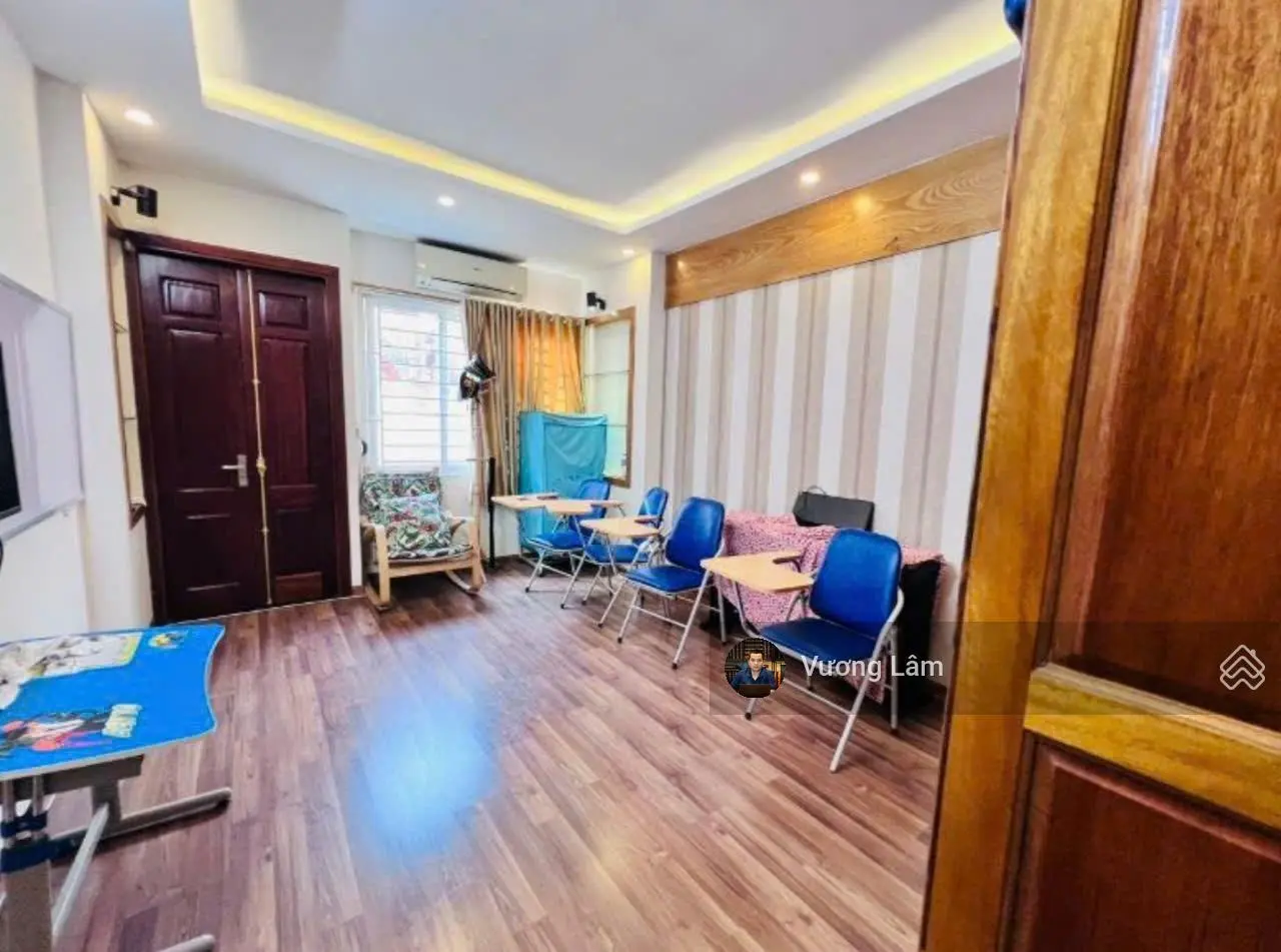 Bán nhà Đường Láng- gần mặt ngõ nông, thông, kinh doanh, 20m ra oto- 46m2 6T 6,3 tỷ