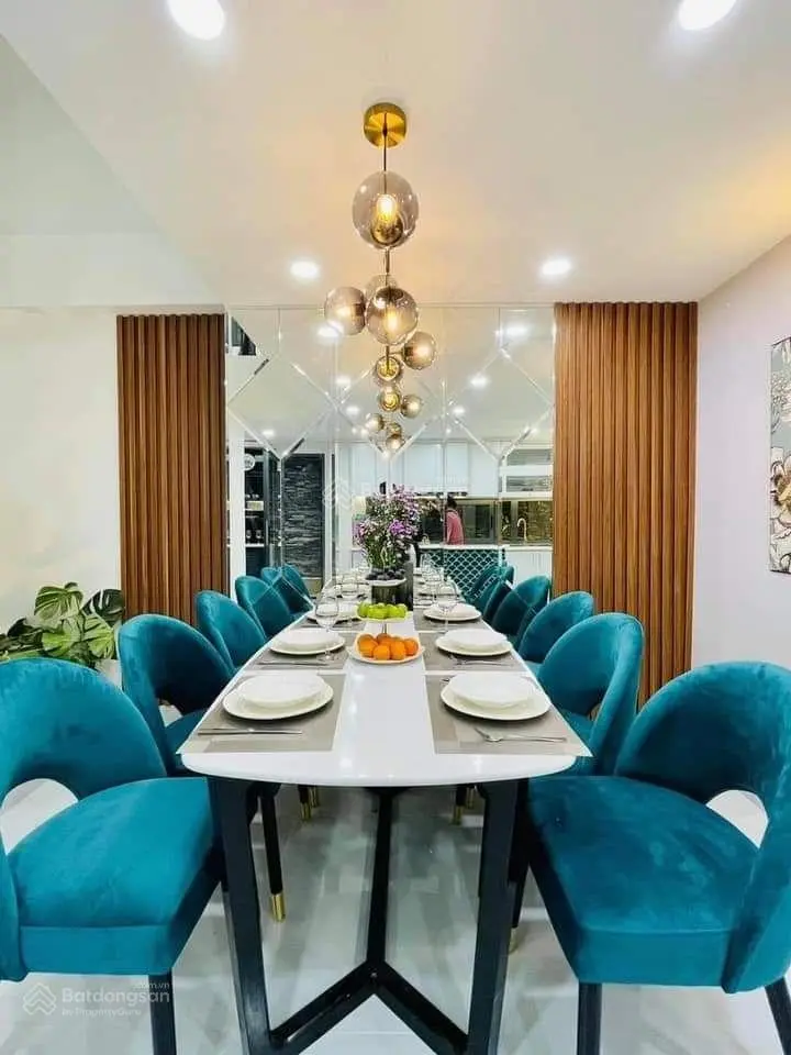 Bán biệt thự 26 tỷ VND tại đường Phạm Văn Đồng, Thủ Đức, Hồ Chí Minh