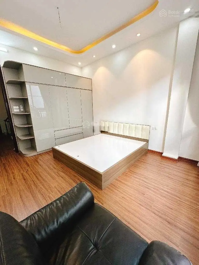 CẦN BÁN GẤP NHÀ THANH NHÀN, KHU PHÂN LÔ, NGÕ THÔNG HÀNG XÓM THÂN THIỆN NHIỆT TÌNH 36M