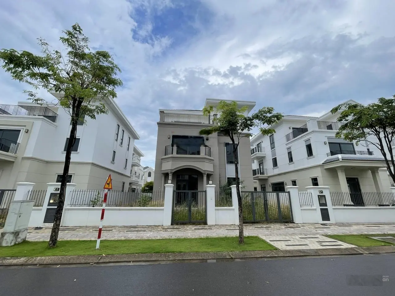 Bán lỗ NP 4,6tỷ8x20m chỉ 7,2tỷ;BT 10x20m từ 9.7 tỷ đơn lập view sông 15x20m chỉ 15 tỷ. PKD Novaland