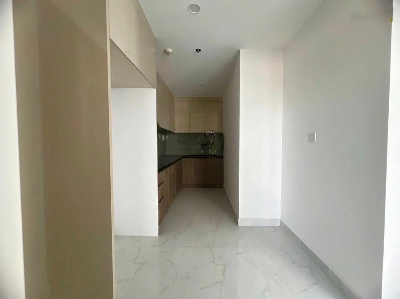 Hiếm! Còn 1 căn trệt trên không Alnata Plus - 80m2 - Bao gồm ô đậu xe - giá bán 5.550 tỷ (102%)