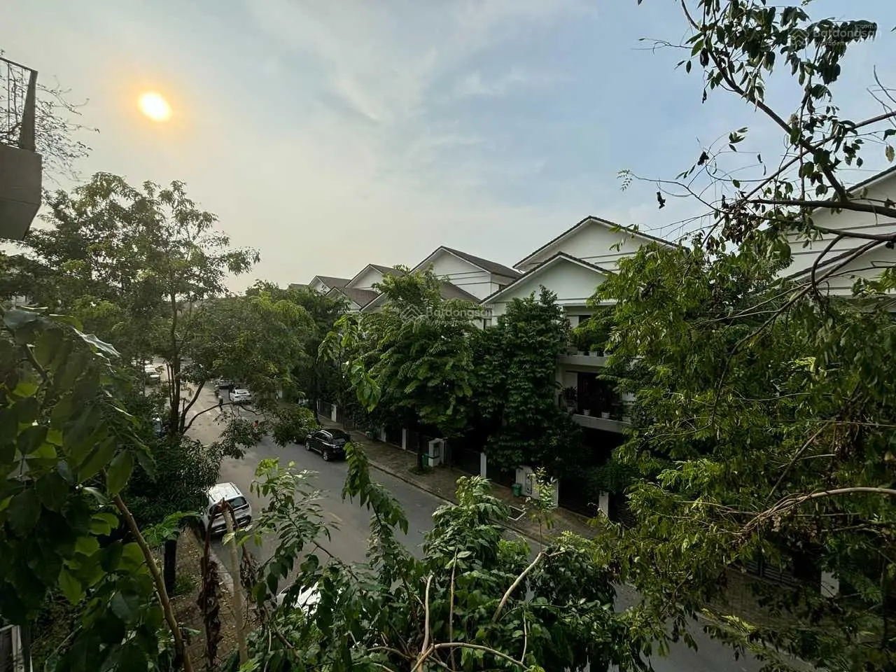 Biệt thự song lập Vinhomes, đường trục chính, thoáng 2 mặt trước sau