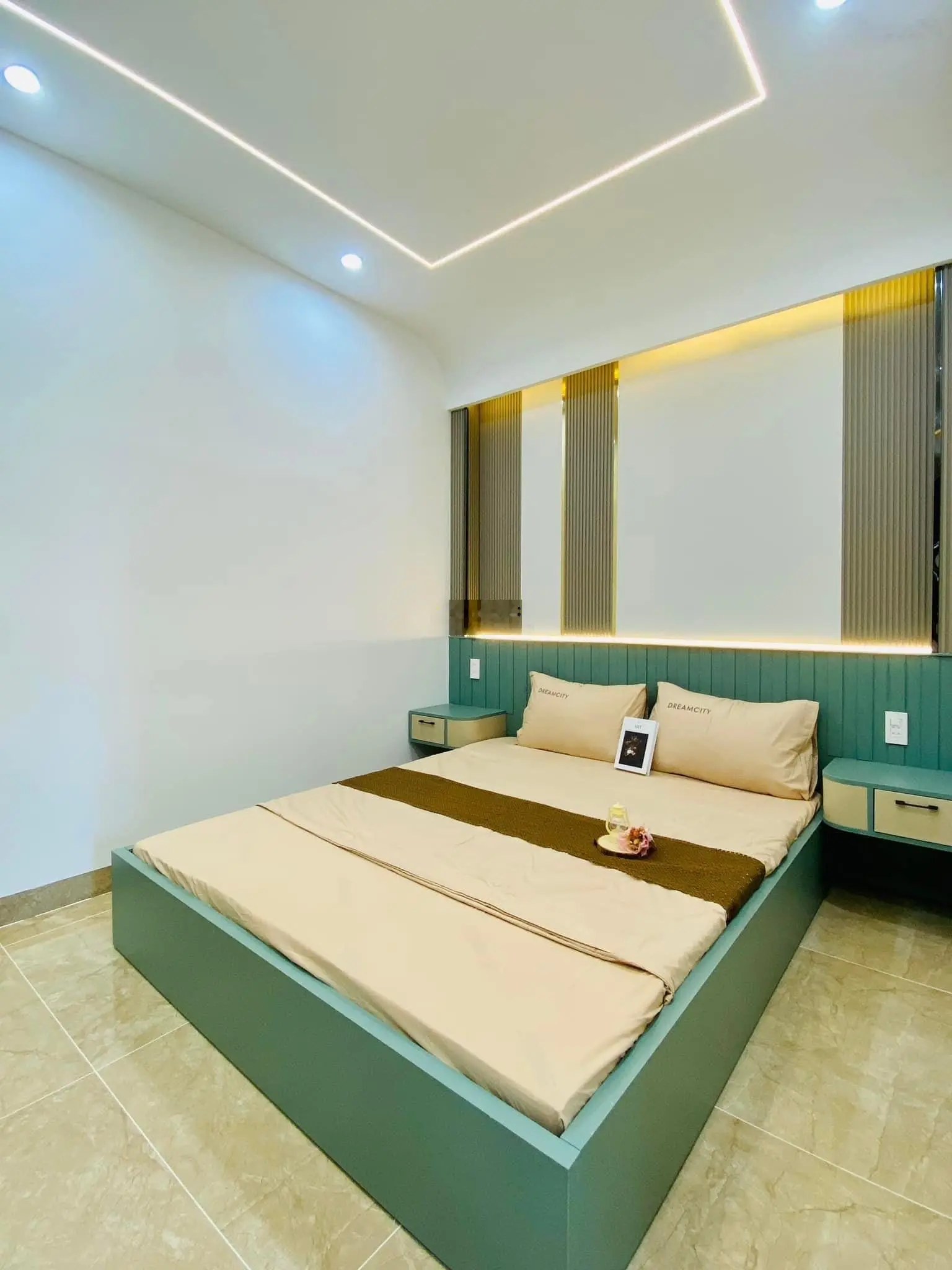Siêu phẩm nhà phố - xây mới cao cấp chính chủ bán gấp tặng hết nội thất