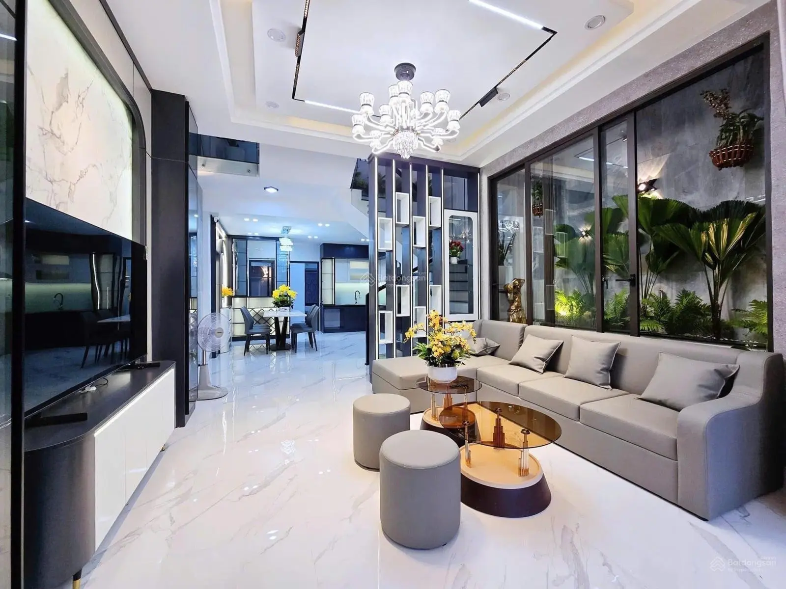 Siêu phẩm gõ cửa căn nhà HXH 4m, DT 45m2. Giá: 2tỷ860 Lê Văn Sỹ, Phường 3, Quận 3. Sổ riêng