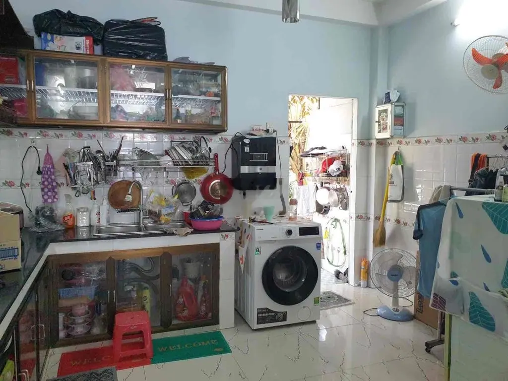 Quận 8 Lưu Hữu Phước 48m2 2 tầng BTCT ngang 4m SHR không quy hoạch hỗ