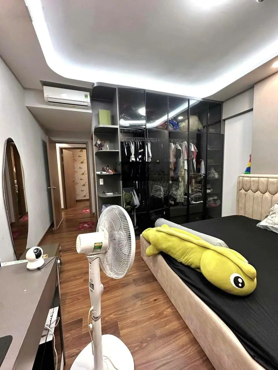 Cần bán gấp căn hộ Akari Nam Long ,Dt 79m, 2 pn, 2wc, tặng nội thất ,Sổ Hồng , Giá bán 3.6 tỷ