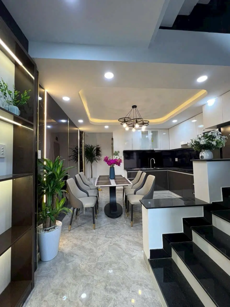 Nhà phố quận 12 sang trọng đẳng cấp,nhiều sự lựa chọn