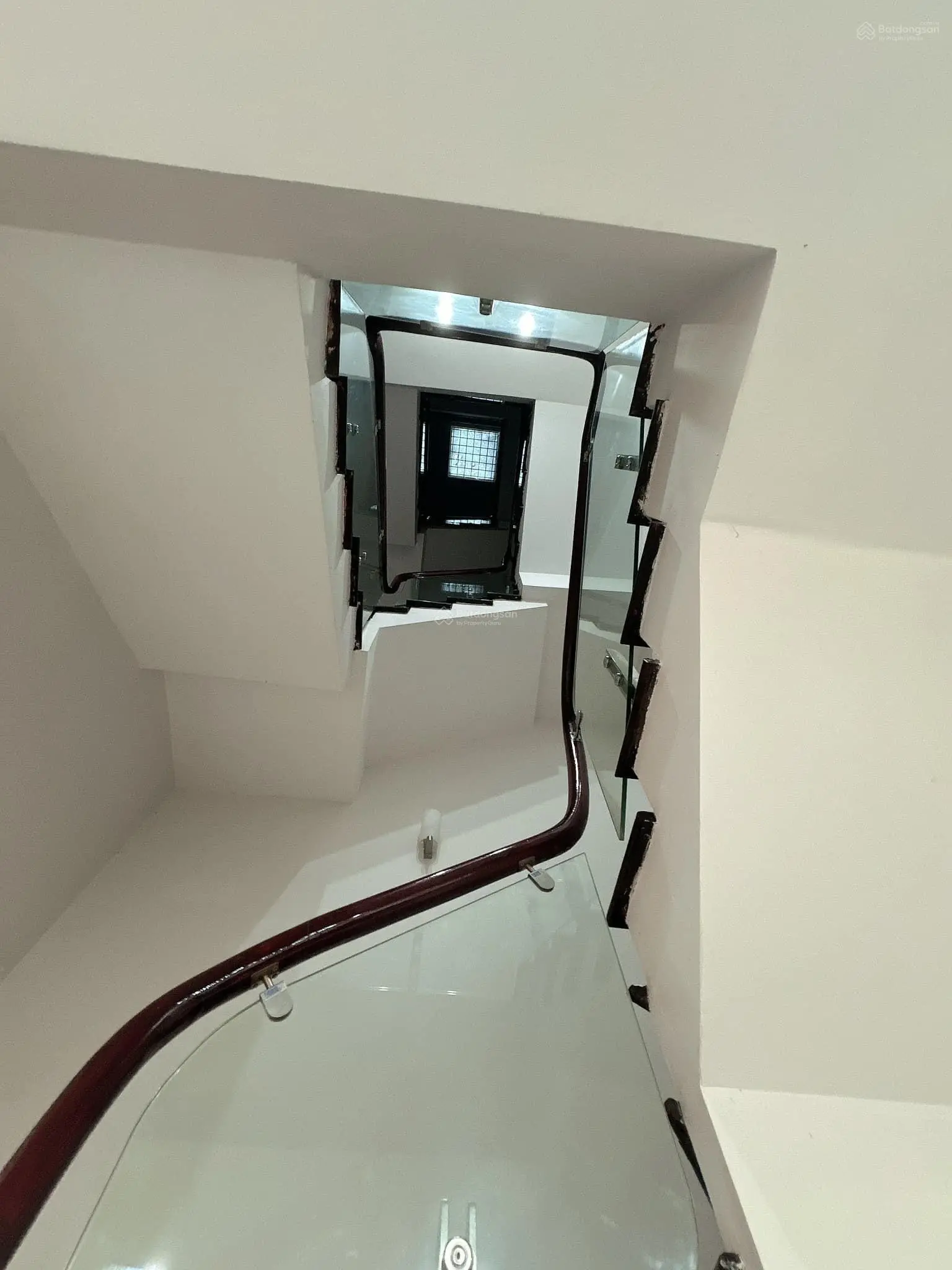 Vip Hiếm Biệt Thự Liền Kề Ô Tô Đỗ Thoải Mái 70m2 4 tầng 25 tỷ mặt tiền 5.5m sổ đỏ vuông đét