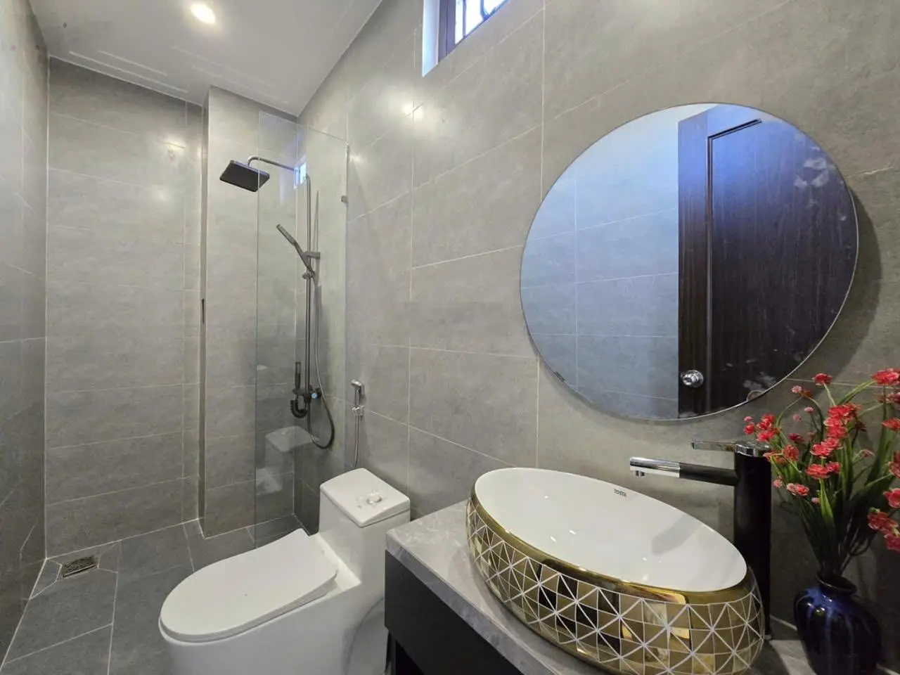 bán nhà 3 tầng mới đẹp bàu năng thanh khê gần biển