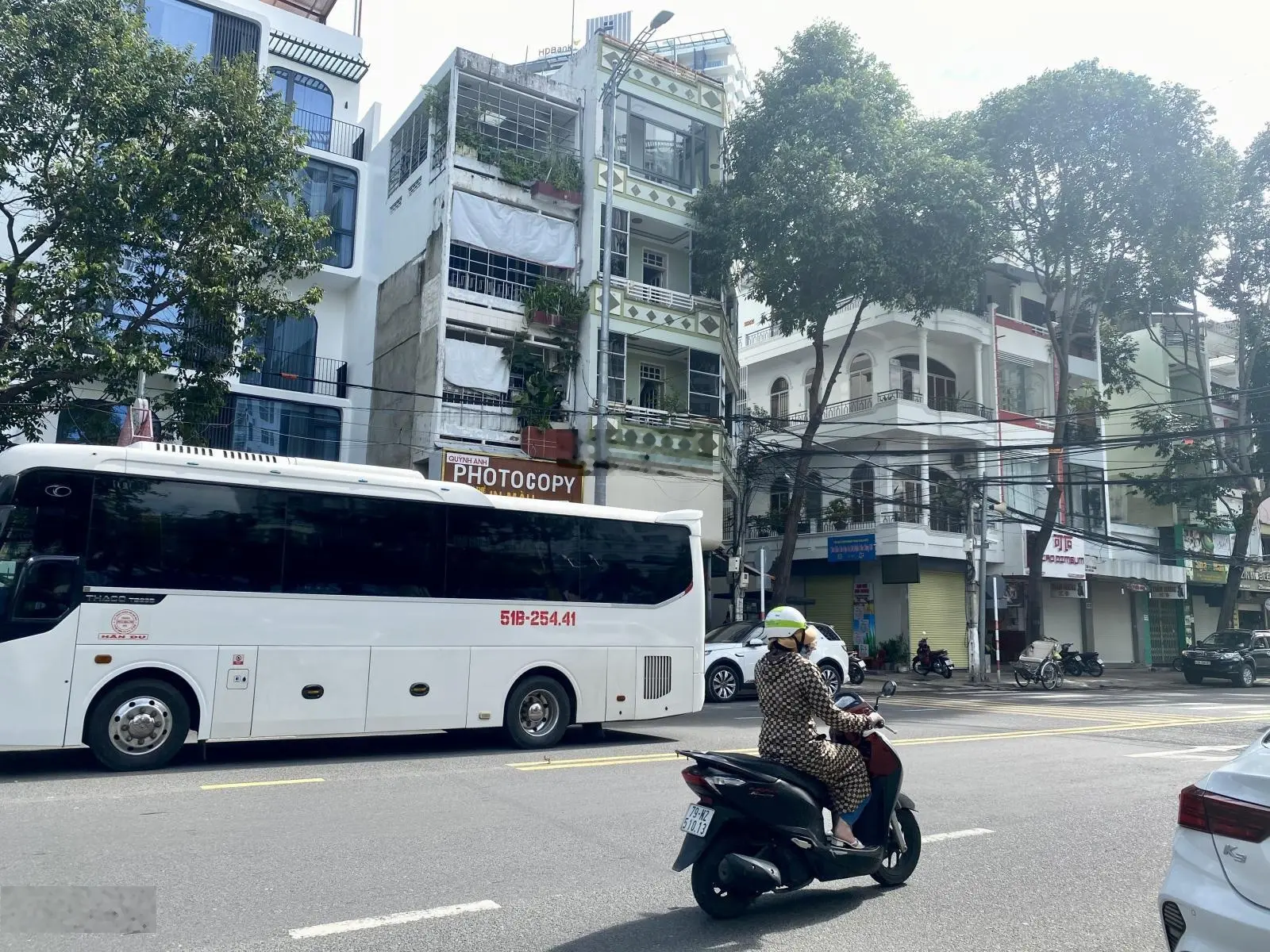 Siêu phẩm nhà mặt phố căn góc đường chính Lê Thánh Tôn, Lộc Thọ Nha Trang cách biển 200m