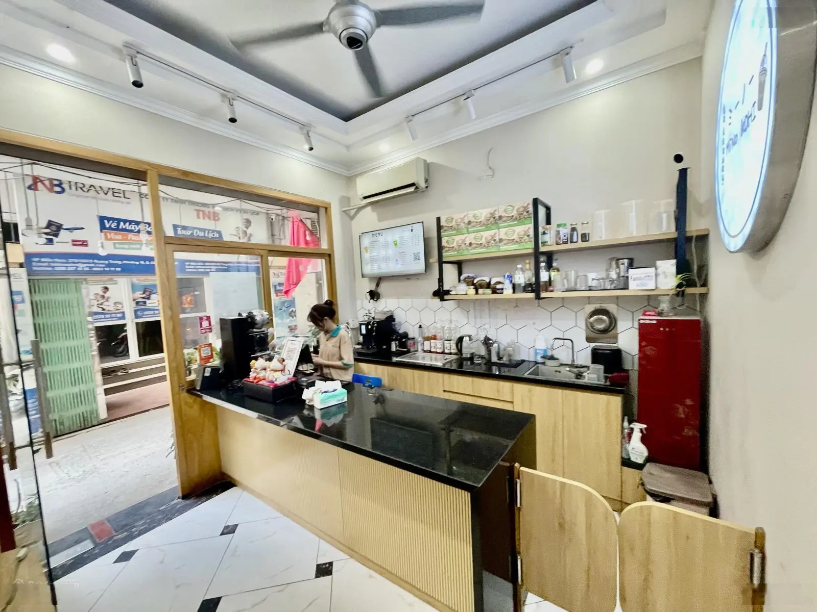 Bán nhà mặt ngõ kinh doanh Hồ Tùng Mậu - Quận Cầu Giấy, dt: 50m2 nhà 5 tầng giá 12,5 tỷ 0972 986 ***