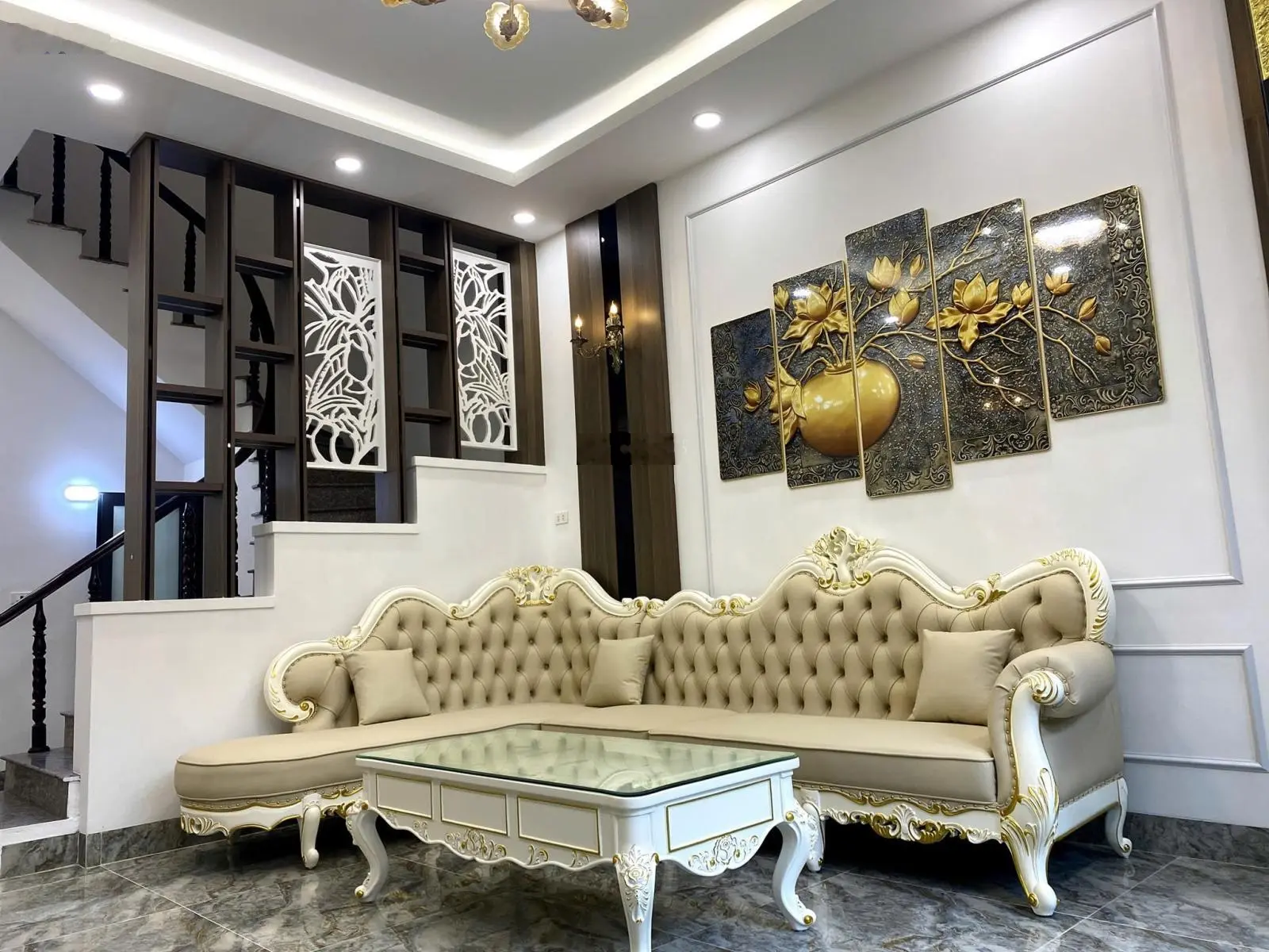 Nhà riêng 4PN, 3WC tại Phố Chùa Láng, Đống Đa, Hà Nội, 12 tỷ VND, 40m2, hàng hiếm giá ưu đãi
