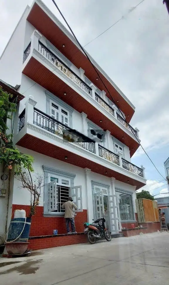 Nhà 1 trệt 2 lầu góc 2 mặt tiền. DT: 4x16m, 1/ Tô Ký gần Chợ 3 Bầu - UB xã Trung Chánh