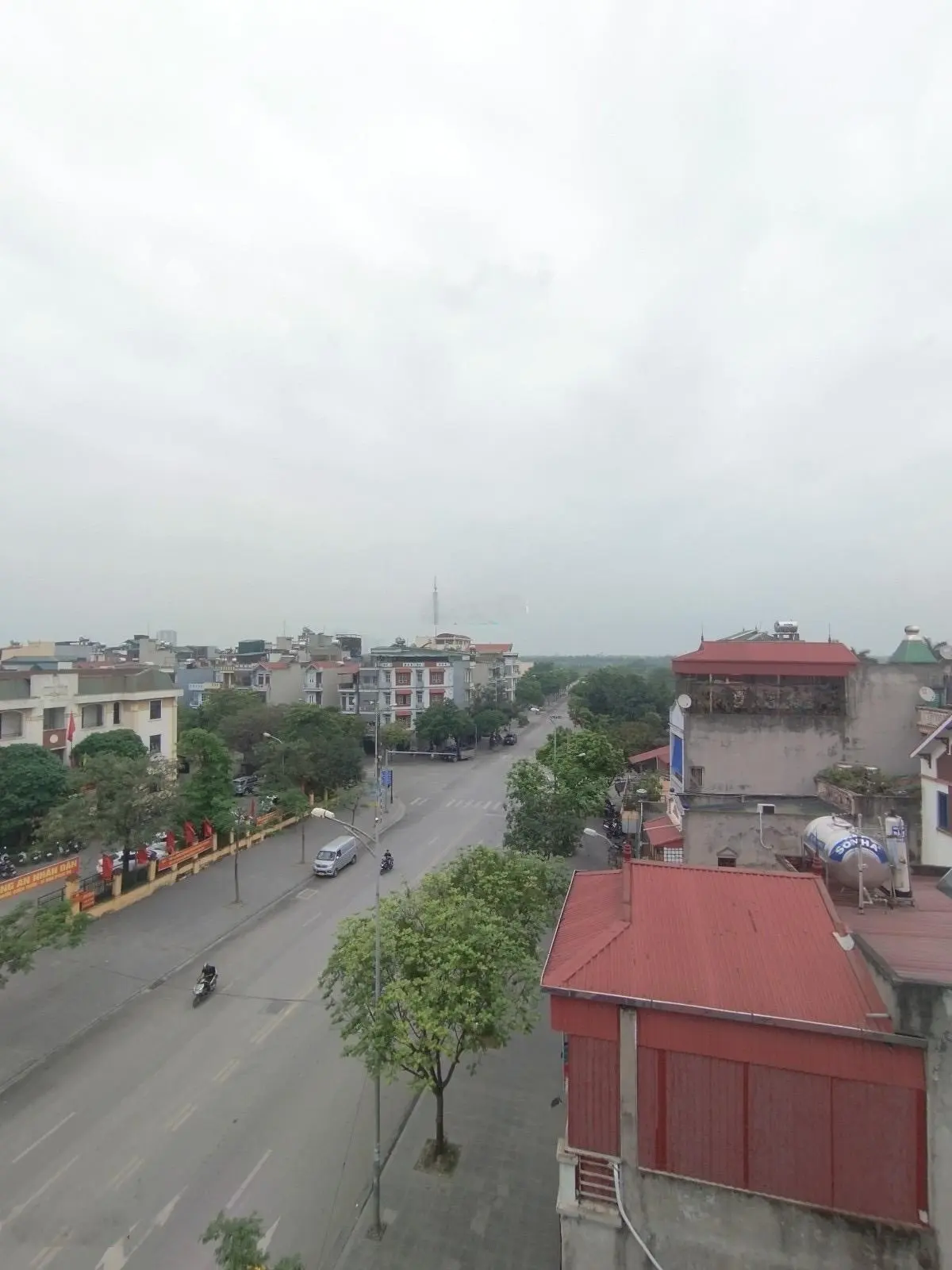 Mặt phố Đặng Vũ Hỷ - vỉa hè rộng 7m - nhà 5 tầng mới - kinh doanh đỉnh