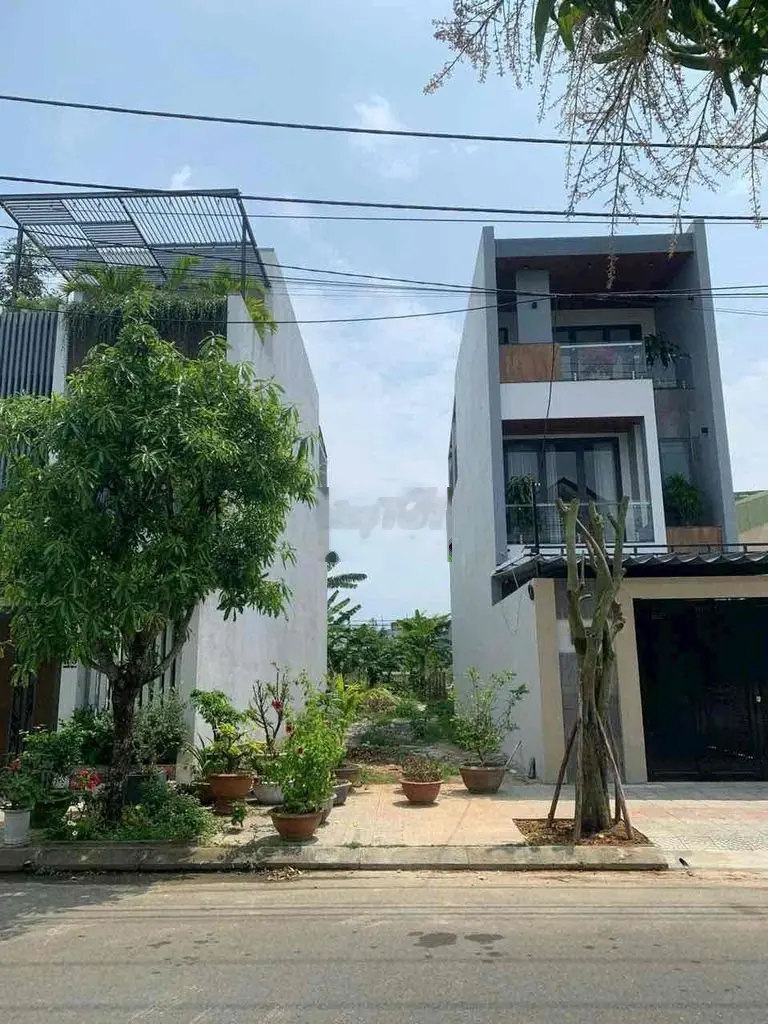 bán lô đất vị trí đẹp. Lên số nhà 107 Nguyễn Hiến Lê - Hoà Xuân