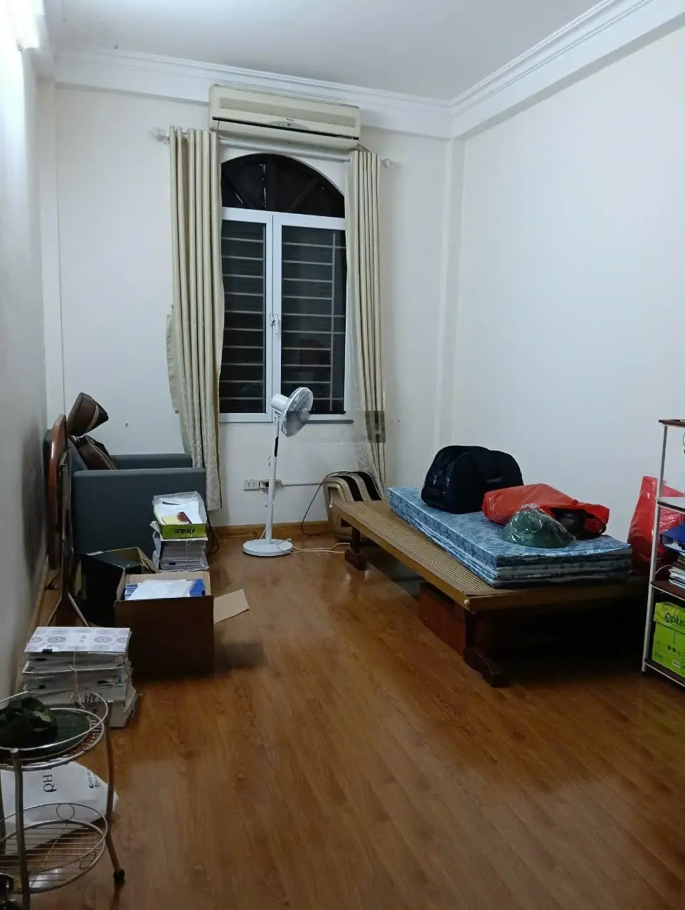 Bán nhà dân 4 tầng chợ Bông Đỏ, cuối khu đô thị Ngô Thì Nhậm ngõ thông ô tô chạy thoả mái DT 34m2