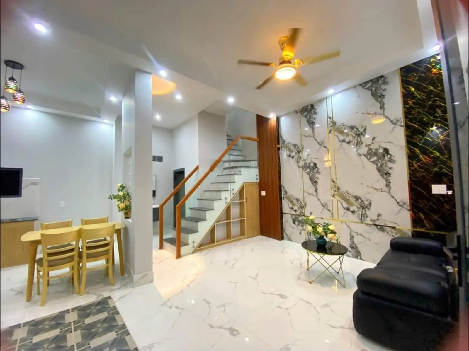 Nhà Lầu Đất Hồng ODT 6x7m. H.Nam 2PN,2WC Ngay Ngã Tư Cây Sung kp4 Trảng Dài TP. Biên Hoà.