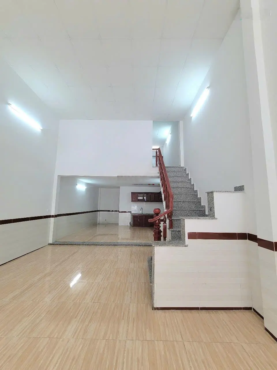 Bán nhà cấp 4 (5x25m), mặt tiền sầm uất Phan Đình Giót p. An Phú