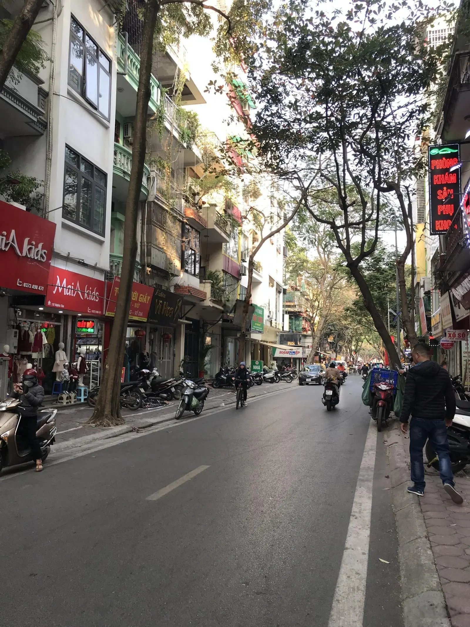 Víp-chỉ 36tỷ hơn - bán nhà mặt phố Nghĩa Tân, Cầu Giấy - 2mặt tiền ôtô-vỉa hè - 78m - mặt tiền rộng