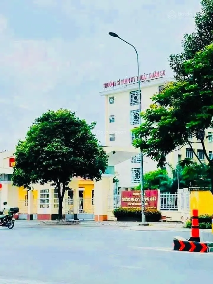 Bán CHDV HĐ thuê khoán 360triệu/tháng 7.3x33m hầm trệt 5 tầng thang máy full NT có hệ thống PCCC