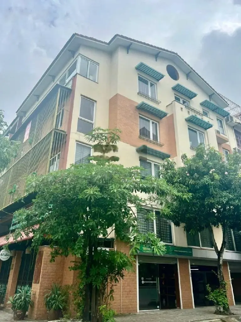 Chính chủ bán gấp nhà 4 tầng mặt đường Bát Khối, Thạch Bàn, Long Biên, kinh doanh bất chấp, ô tô