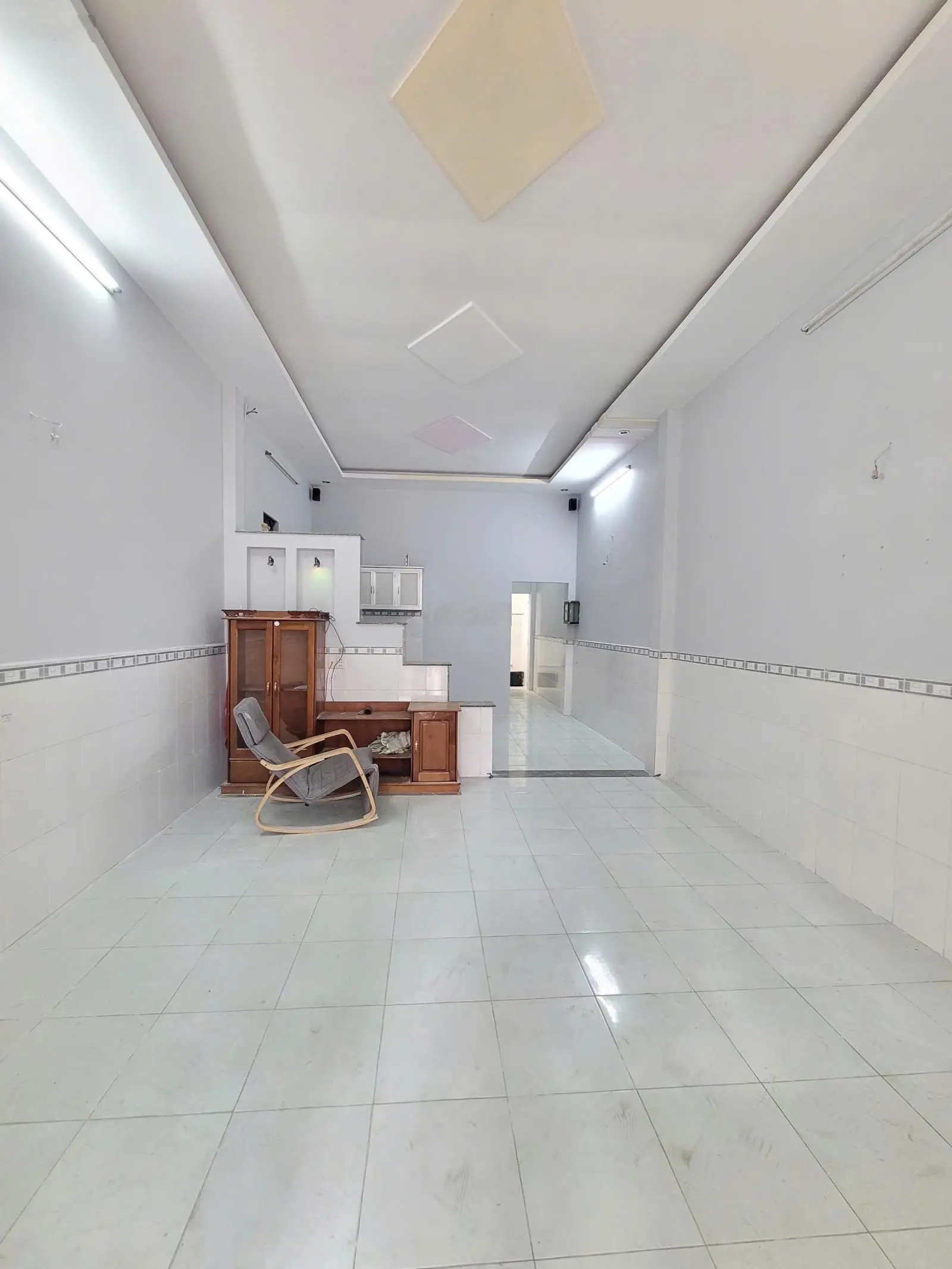 Giá: 2ty100 TL bán nhà cấp 4 cách đường Bình Chuẩn 45 chỉ 50m P. Bình Chuẩn TP. Thuận An