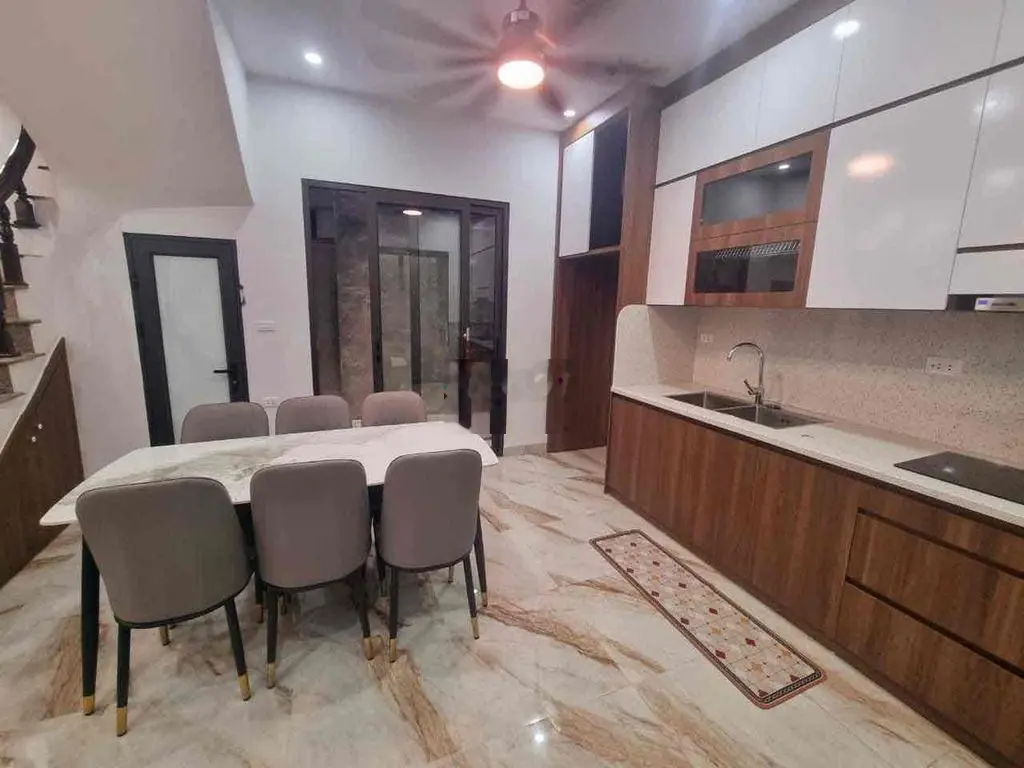 KHƯƠNG TRUNG! Nhà đẹp mới, nội thất full sin sò, giá mềm. 50m*4T