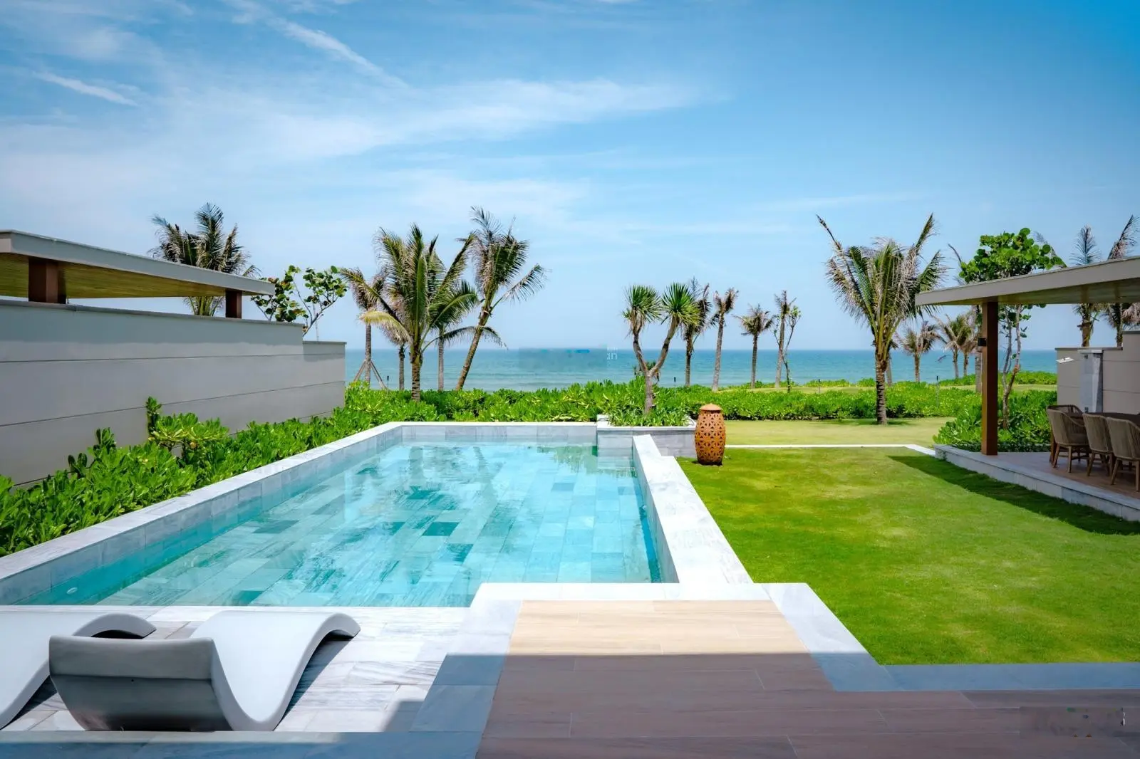 Sở hữu 1 trong 19 căn vip nhất The Ocean Villas Quy Nhơn căn 4PN hàng limited. Liên hệ 0903 601 ***