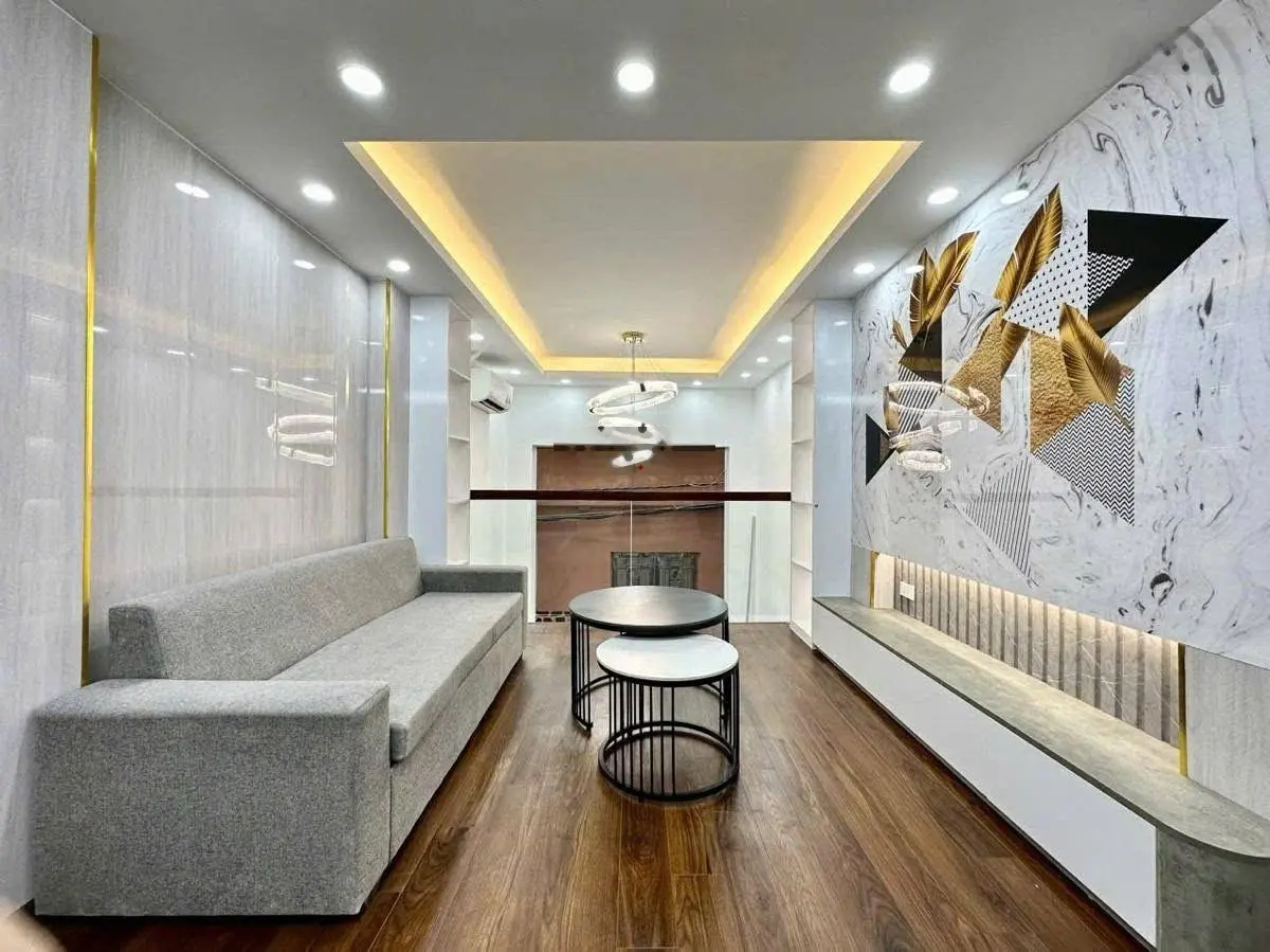 Bán nhà Vũ Tông Phan Gần Sông, Ngõ Ô Tô, Siêu Thoáng 49m² Giá 7.6 Tỷ