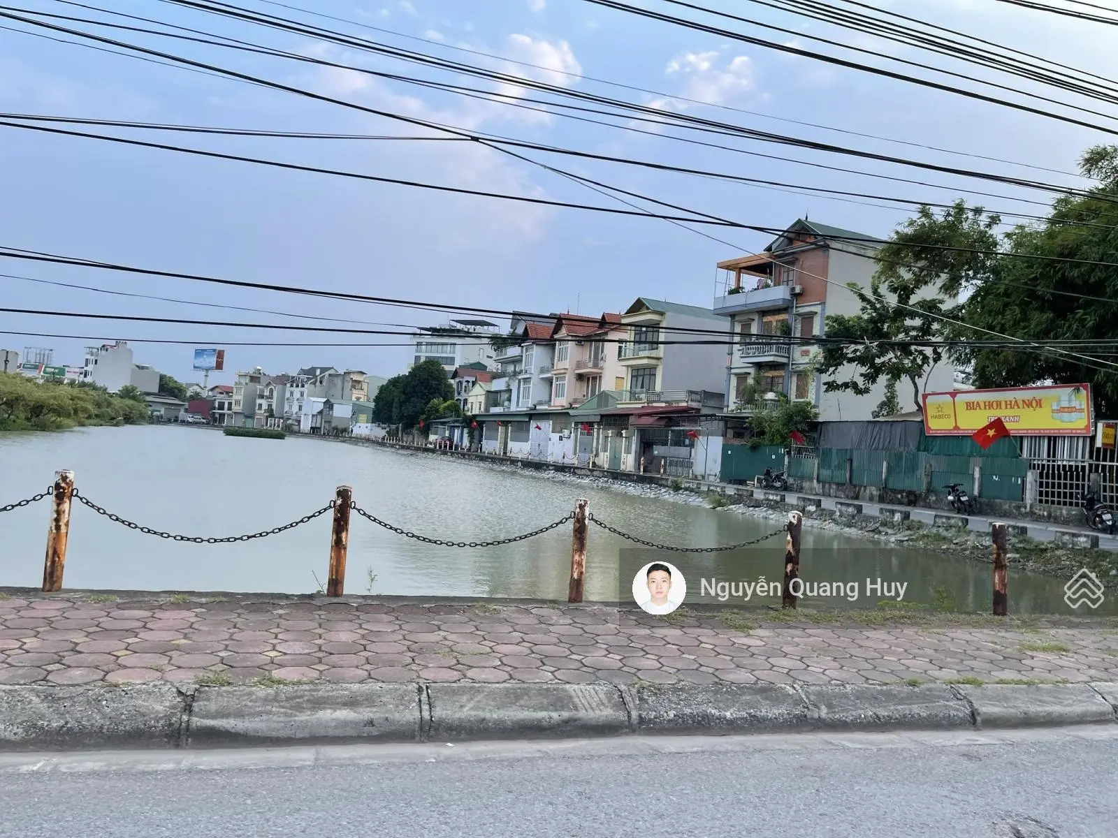 Bán lô đất 100m2 view hồ Đầm Tranh lớn tại Cự Khối, tặng nhà khung 2 tầng, vị trí cực đẹp.