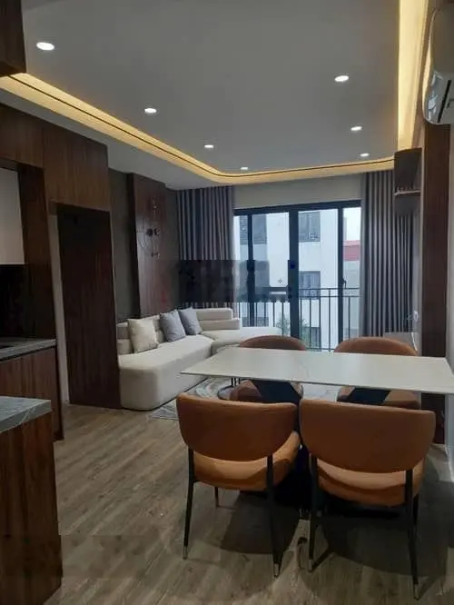 Thang máy, phân lô mặt phố, kinh doanh cực vượng