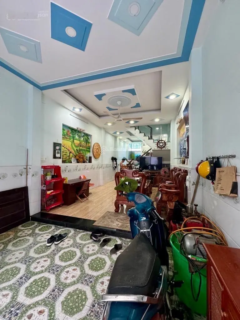 3 tầng BTCT, 60m2(150m2 sàn), ngay chợ Đông Quang, đường nhựa 8m, 100m ra Nguyễn Ảnh Thủ