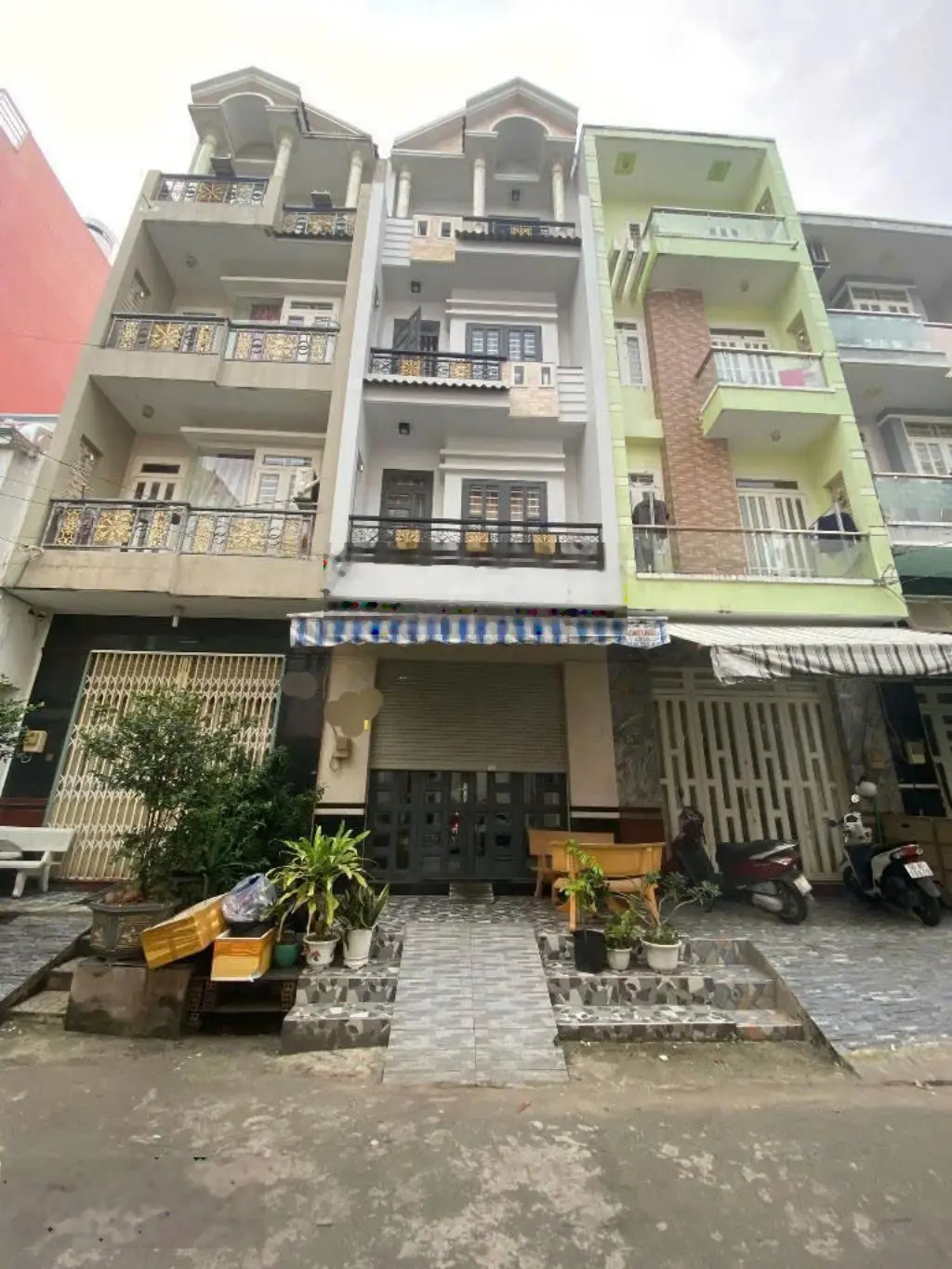 Nhà hiếm gấp bán, nhà mặt tiền khu Tên Lửa Bình Tân ngay công viên không lộ giới, 42m2, 4 tầng, 4PN