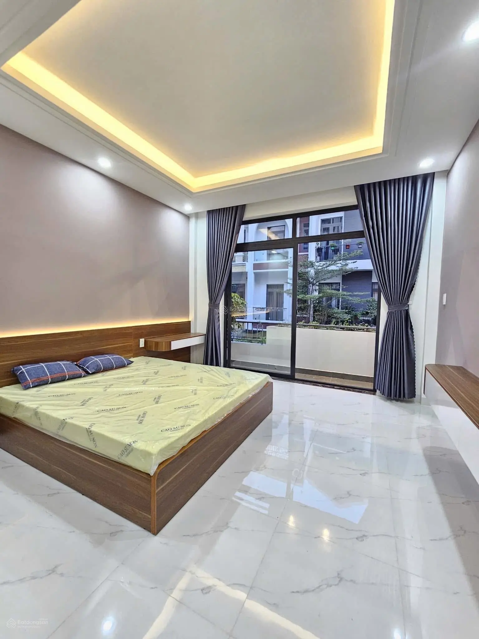 Tôi cần bán gấp nhà Bàn Cờ -P3-Quận 3 giá 4Tỷ490/81m2 đang cho thuê 32triệu. Gần TH Phan Đình Phùng