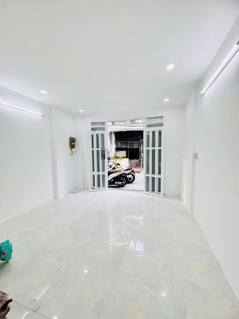 Nhà bán 184/38/49/35 Âu Dương Lân, P3 Q8. 4x10m, Trệt 1 Lầu, 2PN 2WC BC, SH, 4.3 tỷ