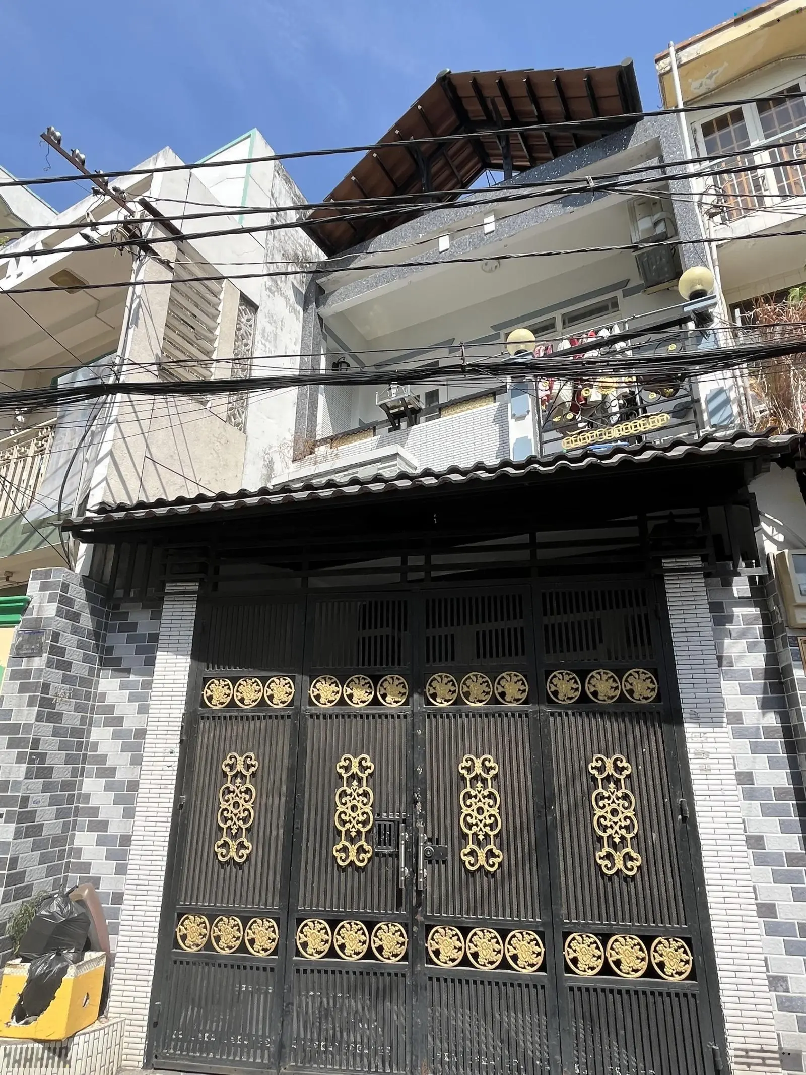 Chính chủ cần bán nhà Hẻm Xe Tải Lạc Long Quân